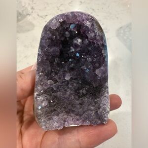 Amethyst Cut Base